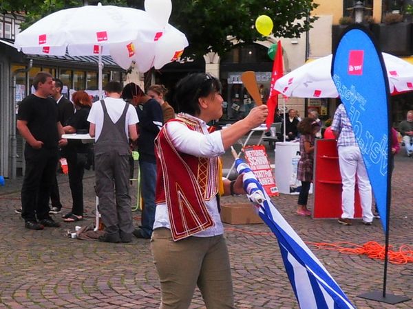 Die Griechen präsentieren den traurigen Rest, der ihnen noch bleibt!