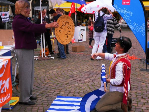 Angie gibt Hilfskredite an die Griechen